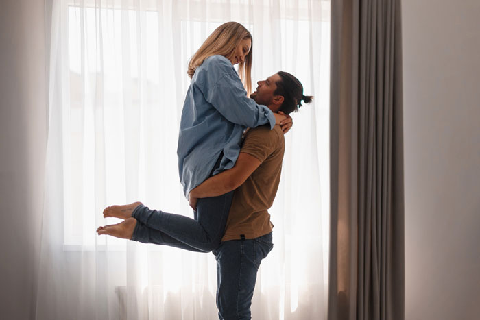 Controlling Man Harasses And Threatens Ex, She's Terrified As He Tries To Ruin Her New Relationship