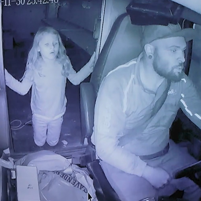 Motorista da FedEx que matou Athena Strand ouviu fazer pedido irritante em entrevista apresentada aos jurados