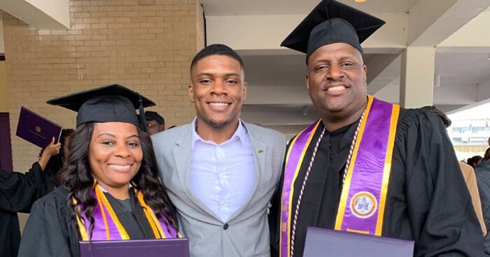 84 Wholesome And Hilarious Photos Showing What Family Life Is All About