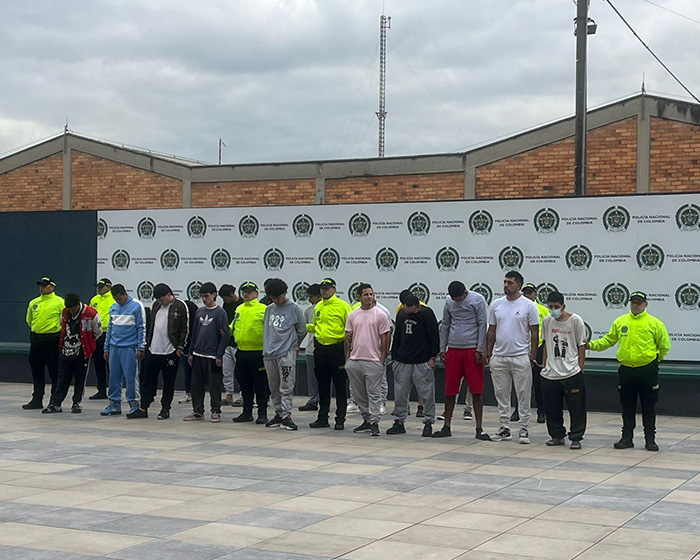 “The Swiftie Mafia”: Criminal Boss Sparks Hilarious Reactions After People Zoom In On His Arrest Pictures