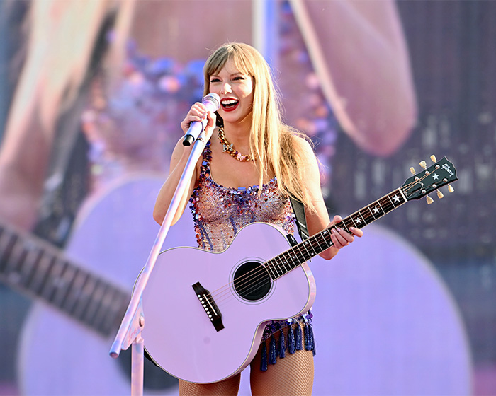 “The Swiftie Mafia”: Criminal Boss Sparks Hilarious Reactions After People Zoom In On His Arrest Pictures