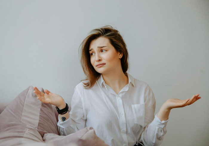 Homem chateado com GF fingiu estar falida por 5 anos quando tinha US $ 50 mil em economias