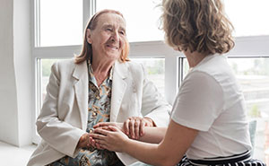 Woman Left Homeless And Broke As Nibling Takes Epic Revenge After She Ripped Off Her Own Mom