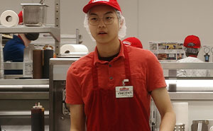 “I Don’t Think She Recognized Me”: 53 People Share What Happened When They Saw Their Bullies Again