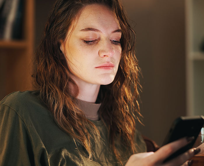 “You’re Sick”: Woman Sends Cruel Message To Sister Who Cheated With Her BF, Doesn’t Regret It At All