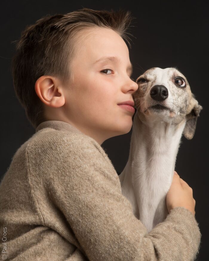 These Studio Portraits Capture The Deep, Silent Bond Between Dogs And Their Humans (30 Pics)