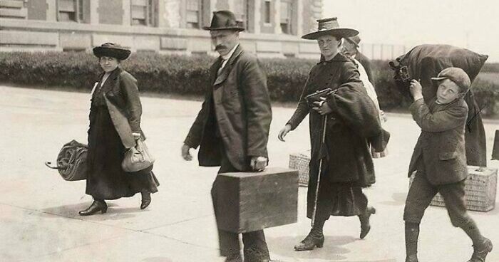 51 Rare And Fascinating Historic Photos That Let You Experience Life In A Different Era (New Pics)