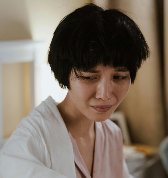 “What Is The Most Shocking Thing A ‘Best Friend’ Did That Instantly Ended A Friendship” (83 Answers)