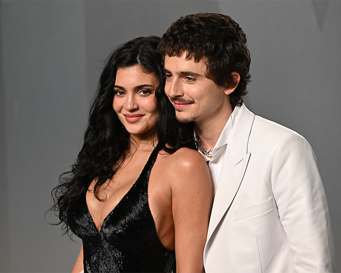 Lisa Rinna And Harry Hamlin Go Viral With Funny Recreation Of Kylie Jenner And Timoth&eacute;e Chalamet's Beach Pics