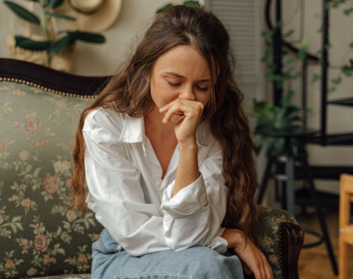 Woman Demands Boyfriend Chooses Between Her And Her Abandoned Sister: "Isn't Ready To Become A Mother"