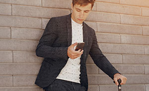 29YO Broke Guy With Bad Temper Wants To Marry 18YO, Gets A Reality Check From Her Fam Instead