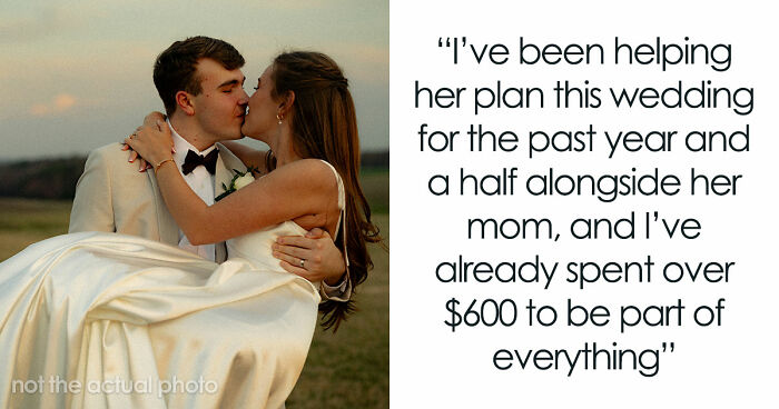 Mom-Of-Bride Tries To Take Over Wedding, Starts With Sneakily Demanding Man With Blue Hair Dye It