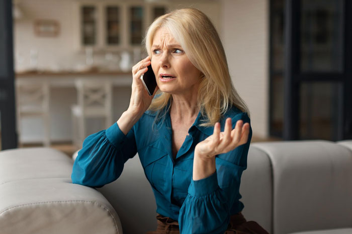 19YO Ignores His Stepsiblings Just As Mommy Dearest Neglected Him As A Kid, She Goes Ballistic