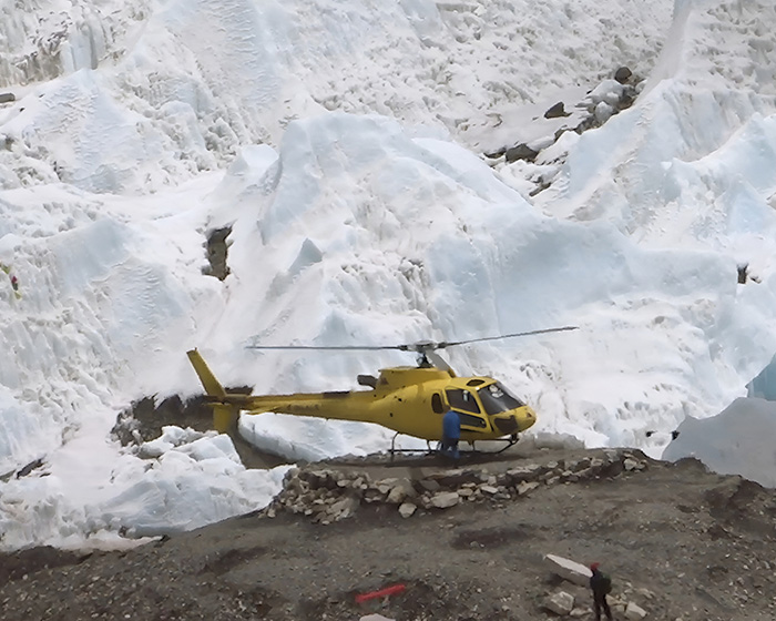 Guias do Monte Everest acusados ​​de 'aumentar' a comida dos alpinistas como parte de um golpe diabólico de US $ 20 milhões