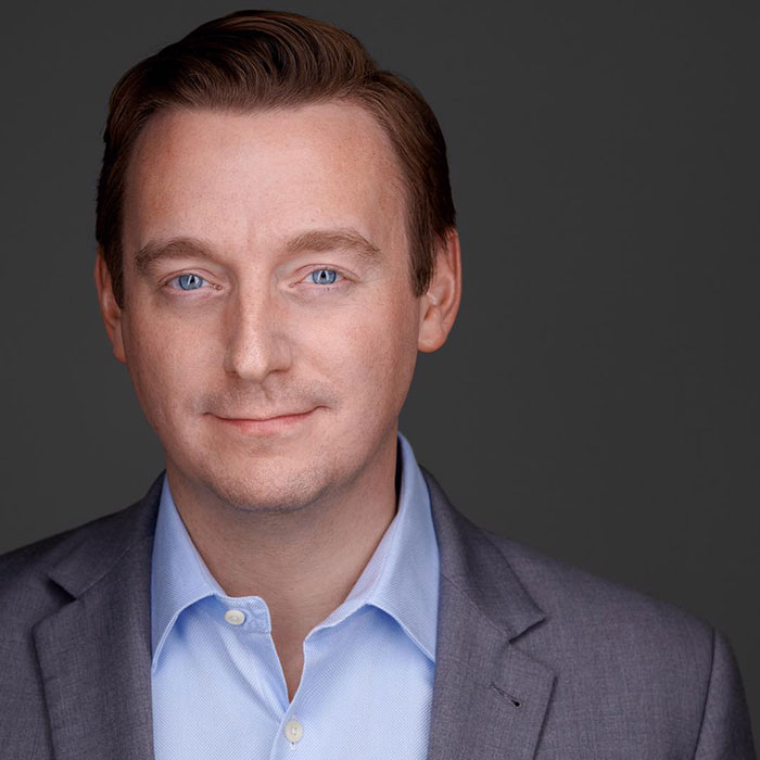 Depois que o juiz se torna viral pelo tratamento horrível do trabalhador de TI, ele ordena que os críticos compareçam ao tribunal