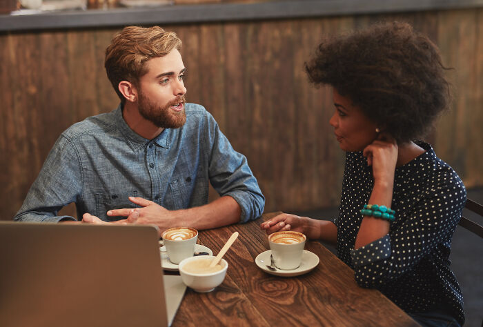 “You’re Prettier Than Aphrodite”: 47 Savage Roasts That Left No Room For Comebacks