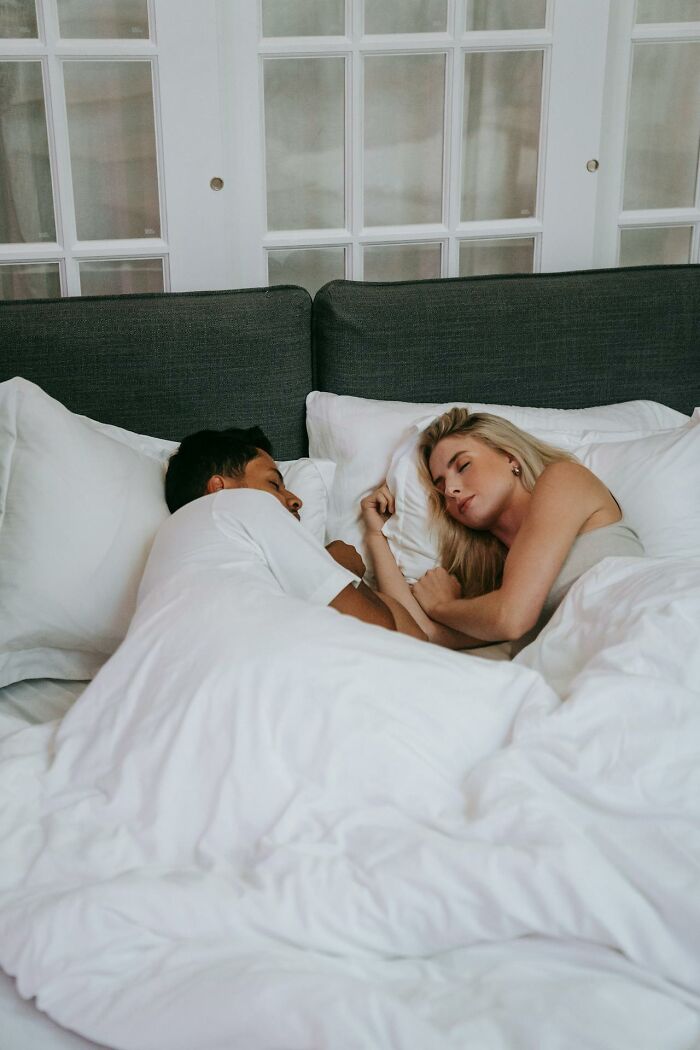 “Went Full MAGA”: 79 Divorces That Either Ended Peacefully, Or Left A Nasty Reminder