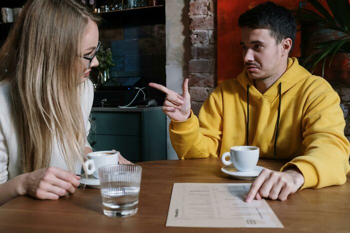 “Recorded The Date With His Glasses”: 75 People Recall Some Of Their Absolute Worst First Dates