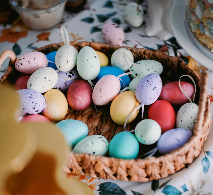 Boneca inflável de Jesus Cristo desencadeia o caos antes da Páscoa: 