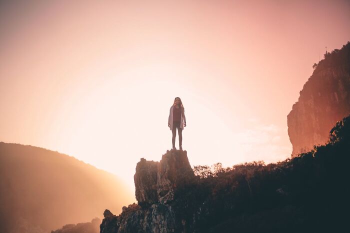 “They Thought I Was Crazy”: 77 Creepy Incidents That Made People Believe In The Paranormal