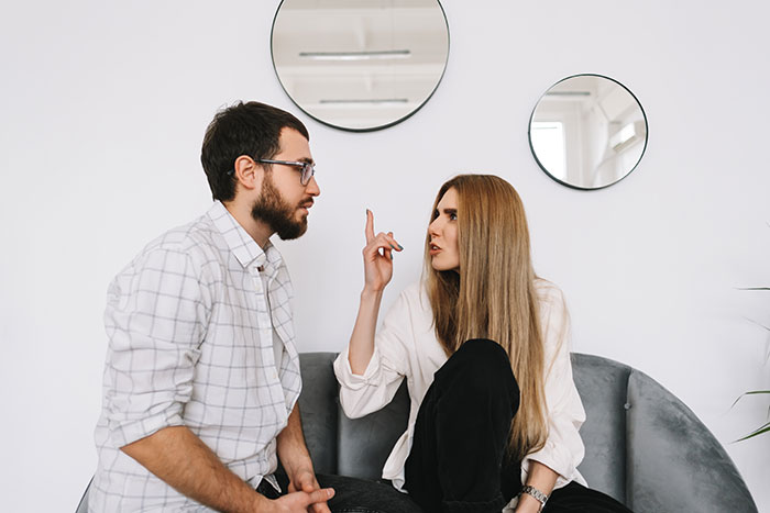 Man Calls Wife Selfish For Refusing To Become A SAHM While Cheating On Her The Entire Time Man Calls Wife Selfish For Refusing To Become A SAHM While Cheating On Her The Entire Time