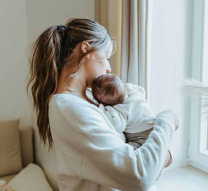 Man Finds A &ldquo;Better Woman&rdquo; Who Will Be His Stay-At-Home Wife And Leaves, Tries To Return But Wife Blocks Him