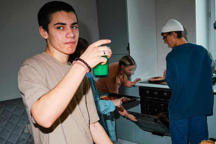 GF Funds BF's Big B-Day Bash, He Repays Her By Flirting With Another Woman And Asking Her To Leave