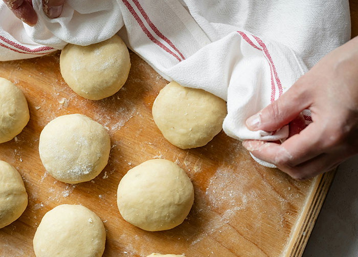 85 Rich People’s Employees Share The Most Absurdly Expensive Luxuries They’ve Encountered