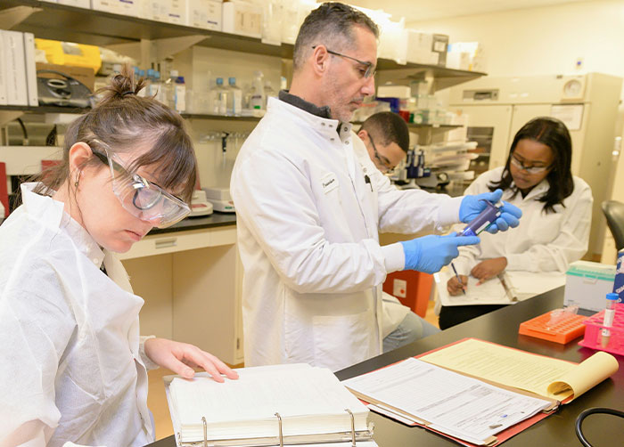 85 Rich People’s Employees Share The Most Absurdly Expensive Luxuries They’ve Encountered