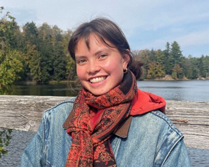 Quatro colegas de quarto desenvolvem um sistema brilhante para economizar dinheiro em mantimentos