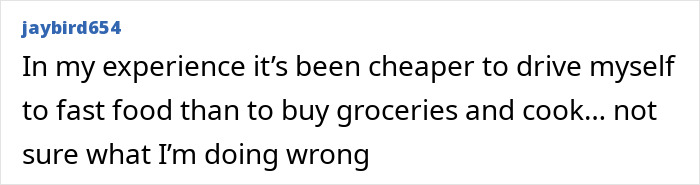 Quatro colegas de quarto desenvolvem um sistema brilhante para economizar dinheiro em mantimentos