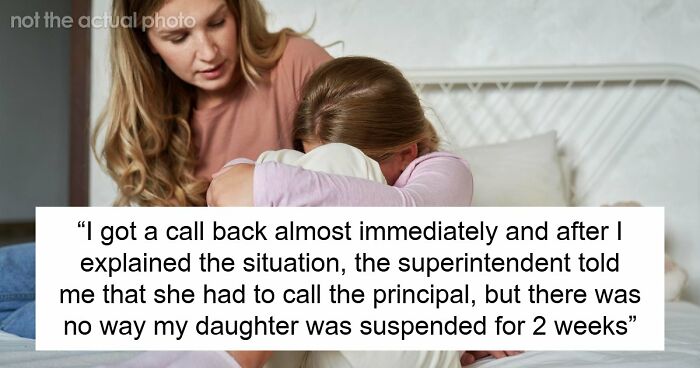 School Traumatizes 6YO With 2-Week Suspension Over Not Touching Snake, Mom Loses It
