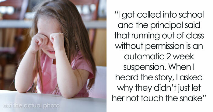 Teacher Deems 6YO Mentally Unbalanced After She Freezes In Fear Of A Snake, Mom Loses It