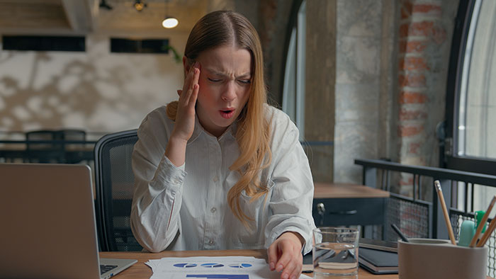 CEO Hires Her Sister After She Got “Downsized”, Finds Out The Real Reason She Lost Her Job The Hard Way