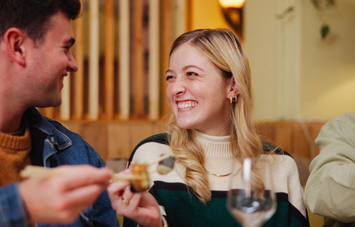 "It'll Cost You Your Husband": Friend Refuses To Pay $200 To Woman's BF, Woman Causes Her Divorce