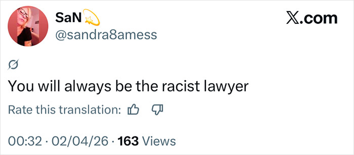 Um único gesto pode levar turista de 29 anos à prisão por anos sob leis antirracismo