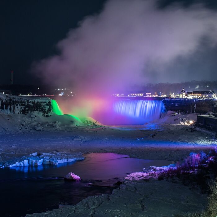 35 Stunning Photos From The 2026 Niagara Frozen Falls Contest Show Winter At Its Most Magical