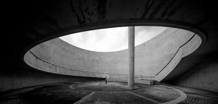 “Silence In Concrete” By Wisawarut Kekina