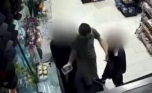 Abducted Teen’s Silent Cry For Help Leads Gas Station Clerk To Dramatic Rescue