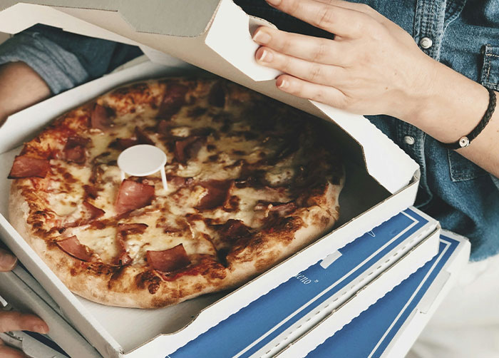 45 Infuriating Stories For People Who’ve Had Enough Of Tipping Culture