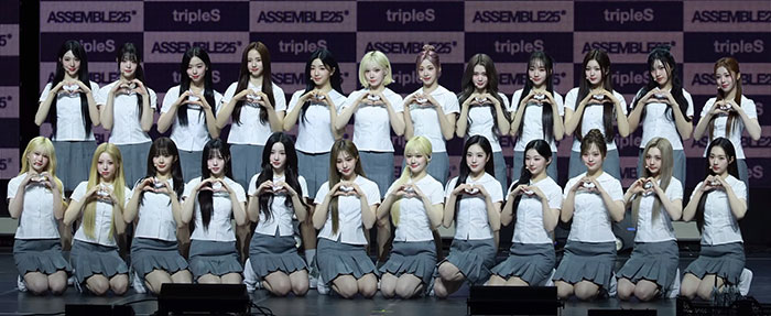 18-Year-Old K-Pop Star Sparks Major Health Concerns After Fans Notice Extremely Thin Appearance