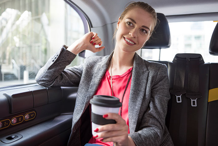 Lady Thinks $5 Tip To Uber Driver Gets Her 50% Off His Massage Services, Gets Mad When He Refuses