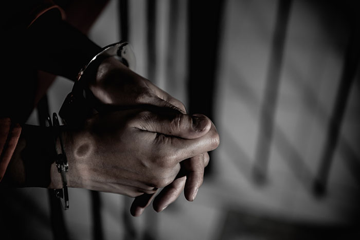 Clever Uncle Tricks Fam's Attacker Into Drunken Confession, Captures It On Camera In Secret Mission