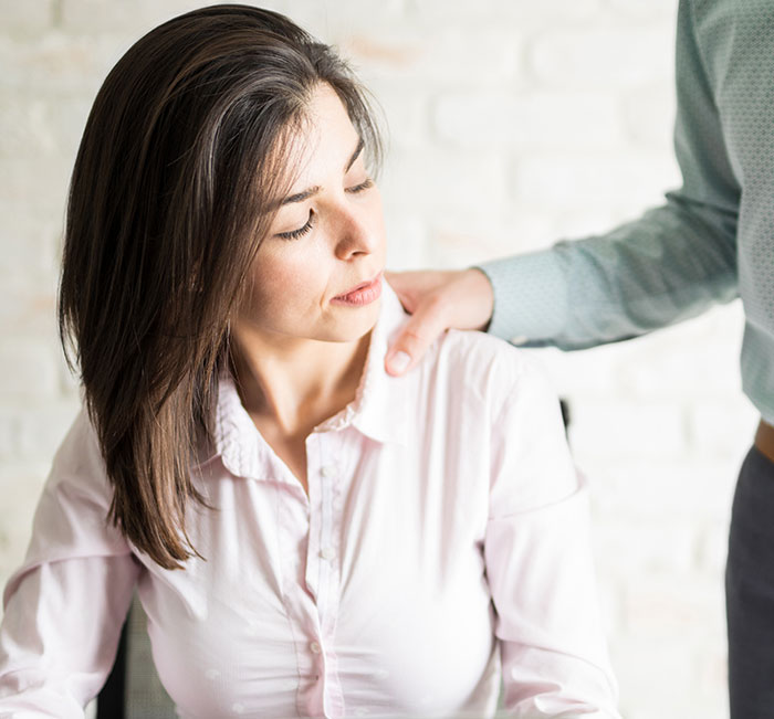 Viral Video Of Husband Knocking Out Drunk Who Groped His Wife At A Bar Sparks Debate