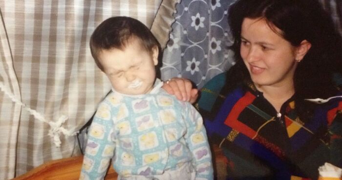 79 Funny And Chaotic Childhood Photos These Folks Probably Wanted To Burn