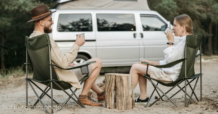 Man Tries To Ignore Gut Feeling About Wife And Her Male Coworker, Finally Snoops On Her Phone