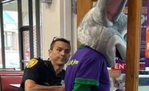 53 Of The Wildest Moments That Show Just How Weird Florida Can Be (New Pics)