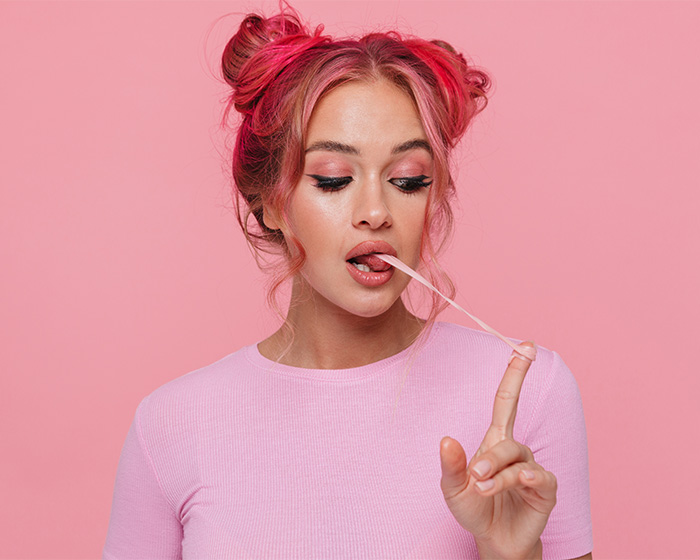 Neighbor Sparks Feud After Sticking Horrifying Fat-Shaming Note On Woman's Apartment Neighbor Sparks Feud After Sticking Horrifying Fat-Shaming Note On Woman's Apartment