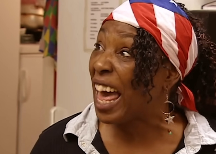 Woman From âKitchen Nightmaresâ Reveals What Gordon Ramsay Is Really Like Behind The Scenes Woman From âKitchen Nightmaresâ Reveals What Gordon Ramsay Is Really Like Behind The Scenes