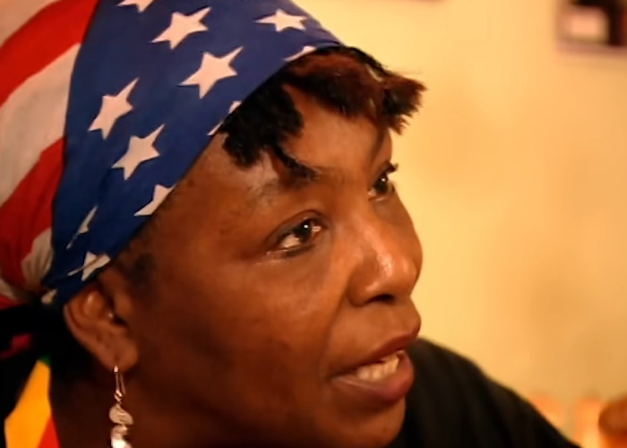 Woman From âKitchen Nightmaresâ Reveals What Gordon Ramsay Is Really Like Behind The Scenes Woman From âKitchen Nightmaresâ Reveals What Gordon Ramsay Is Really Like Behind The Scenes